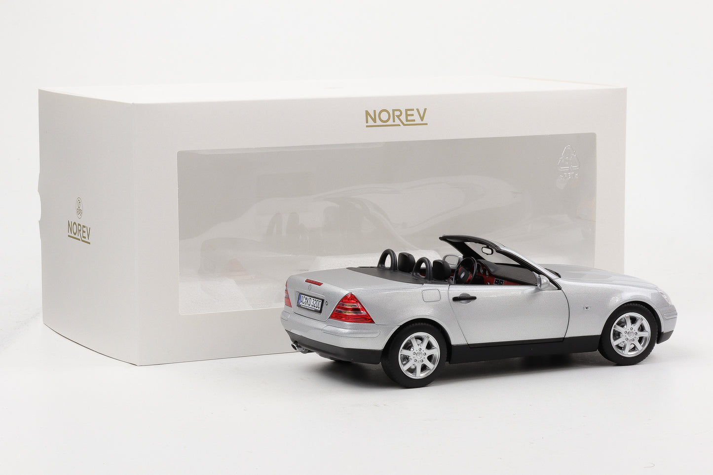 1:18 Norev Mercedes Benz SLK 200 Roadster R170 1996-2000 brillant silber