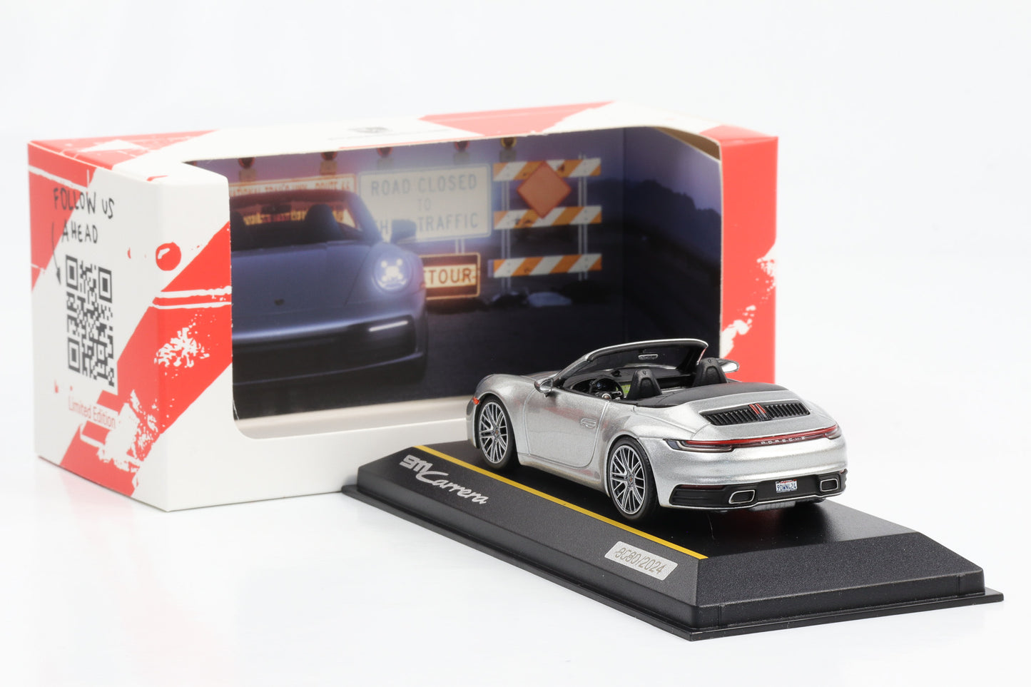 1:43 Porsche 911 992 Carrera S Cabriolet silber AHEAD Minichamps WAP Dealer