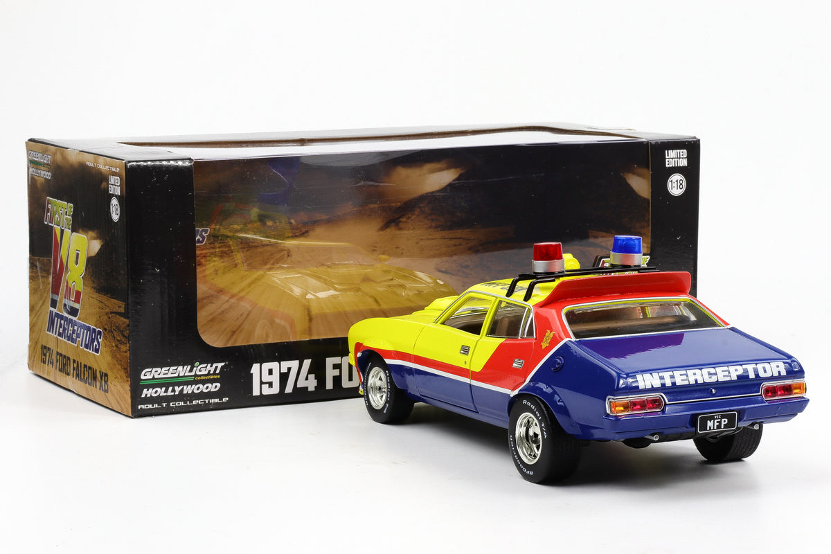 1:18 Greenlight 1974 Ford Falcon XB First of the V8 Interceptors Mad Max Movie