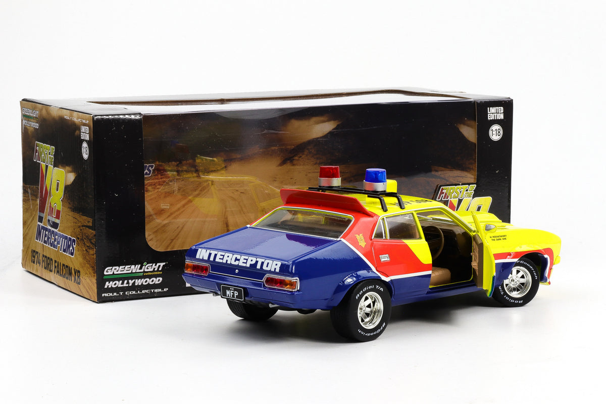 1:18 Greenlight 1974 Ford Falcon XB First of the V8 Interceptors Mad Max Movie