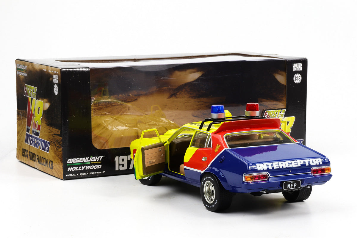 1:18 Greenlight 1974 Ford Falcon XB First of the V8 Interceptors Mad Max Movie