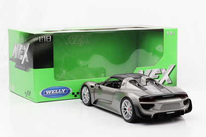 1:18 Porsche 918 Spyder silber 2012 Carbon Hardtop Welly NEX diecast