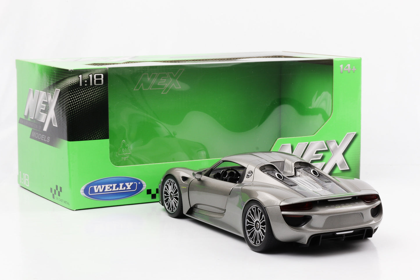 1:18 Porsche 918 Spyder 2012 Hardtop silver Welly NEX diecast