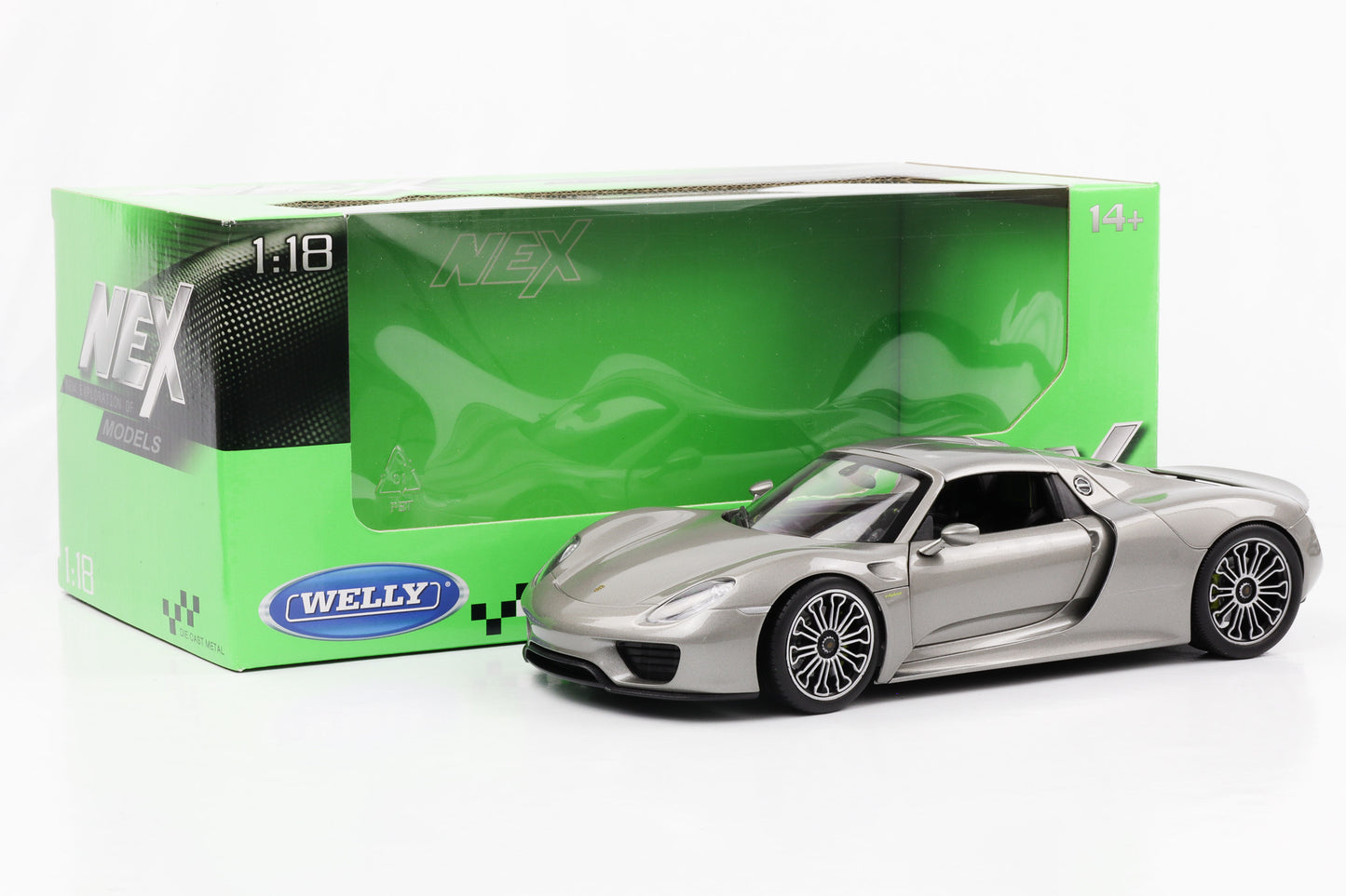 1:18 Porsche 918 Spyder 2012 Hardtop silver Welly NEX diecast