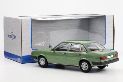 1:18 MCG Audi 80 B2 1978 hellgrün metallic diecast