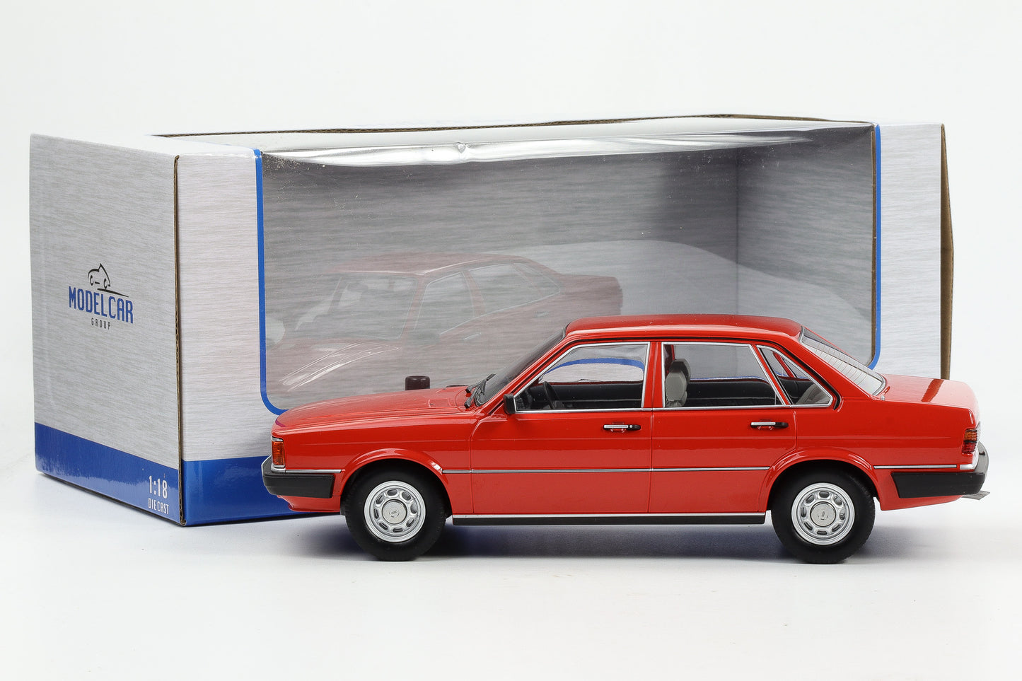1:18 MCG Audi 80 B2 1978 rot diecast