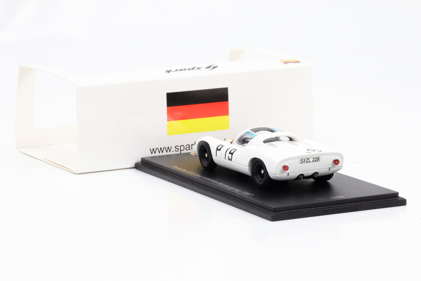 1:43 Porsche 910 1000 km Nürburgring 1967 Hawkins Koch 1:43 Spark SG819