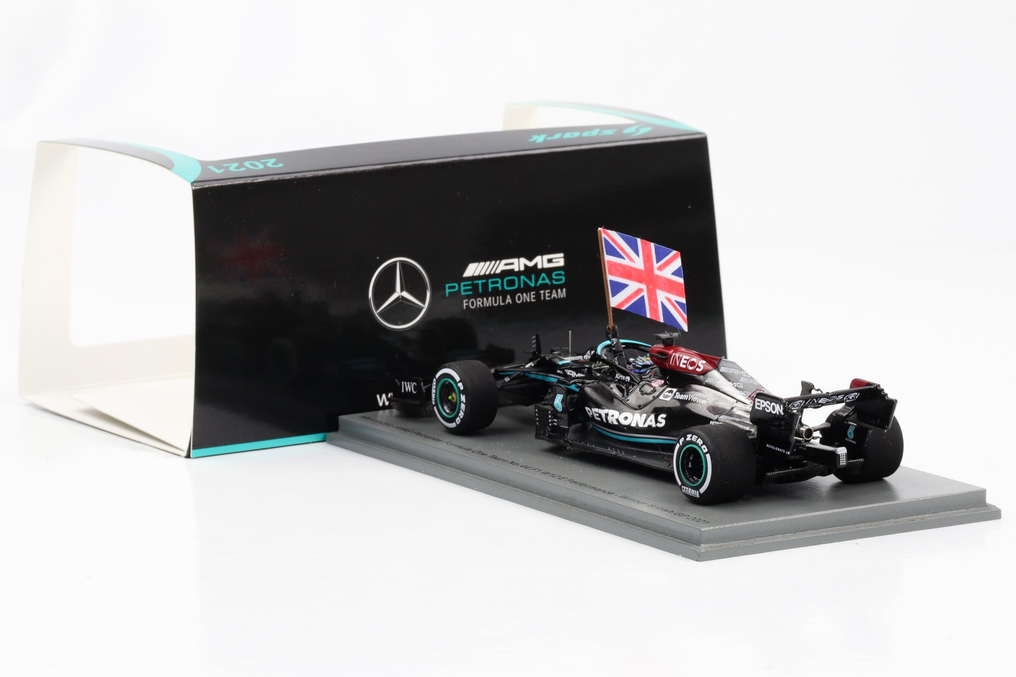 1:43 Mercedes-AMG Petronas F1 #44 Hamilton Winner British GP 2021 Spar –  motor-circuit