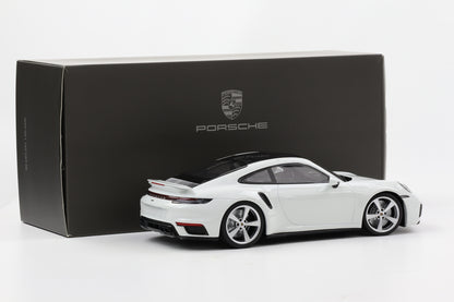 1:18 Minichamps Porsche 911 992 Turbo S Coupe weiss 2024 WAP Dealer