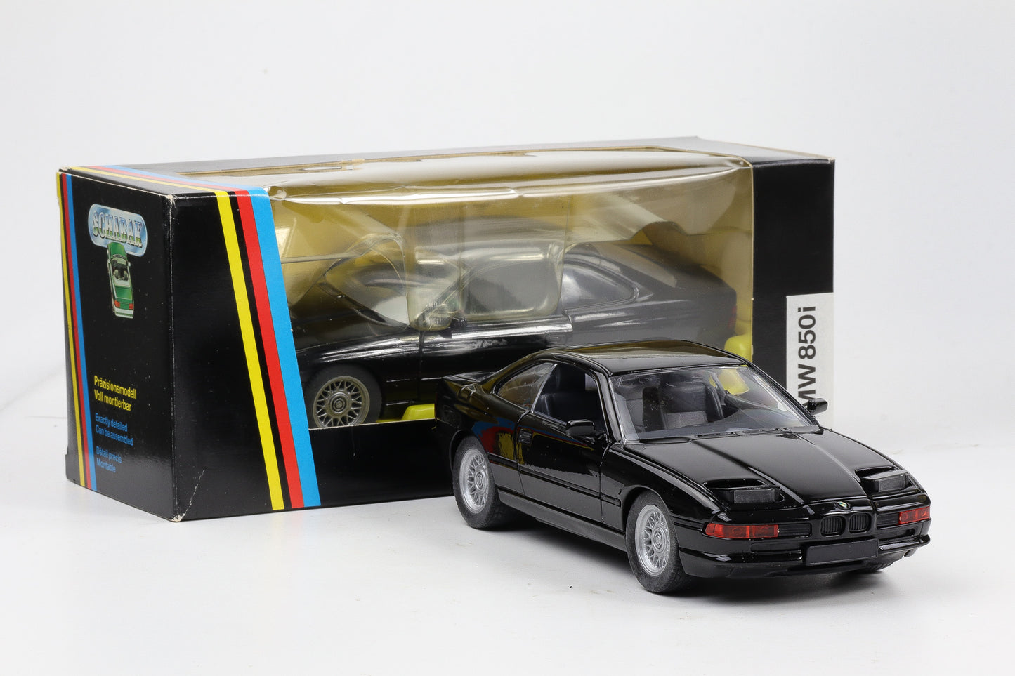1:24 Schabak BMW 850i E31 1990 Modellauto schwarz No.1630