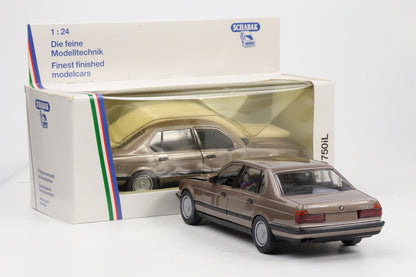 1:24 Schabak BMW 750iL E32 1999 Modellauto light brown metallic No.1620