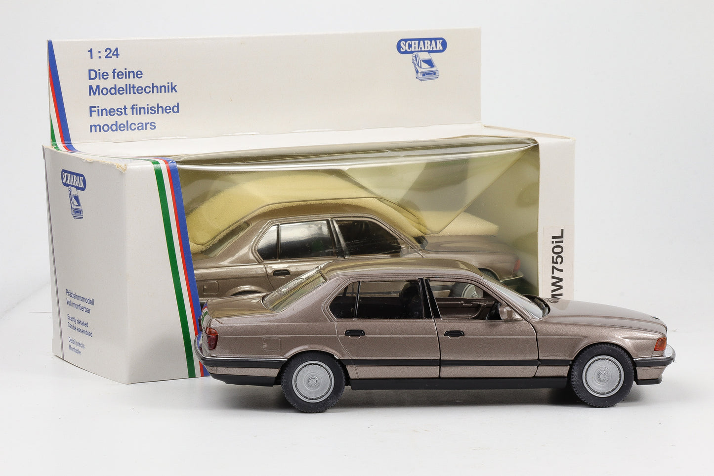 1:24 Schabak BMW 750iL E32 1999 Modellauto light brown metallic No.1620