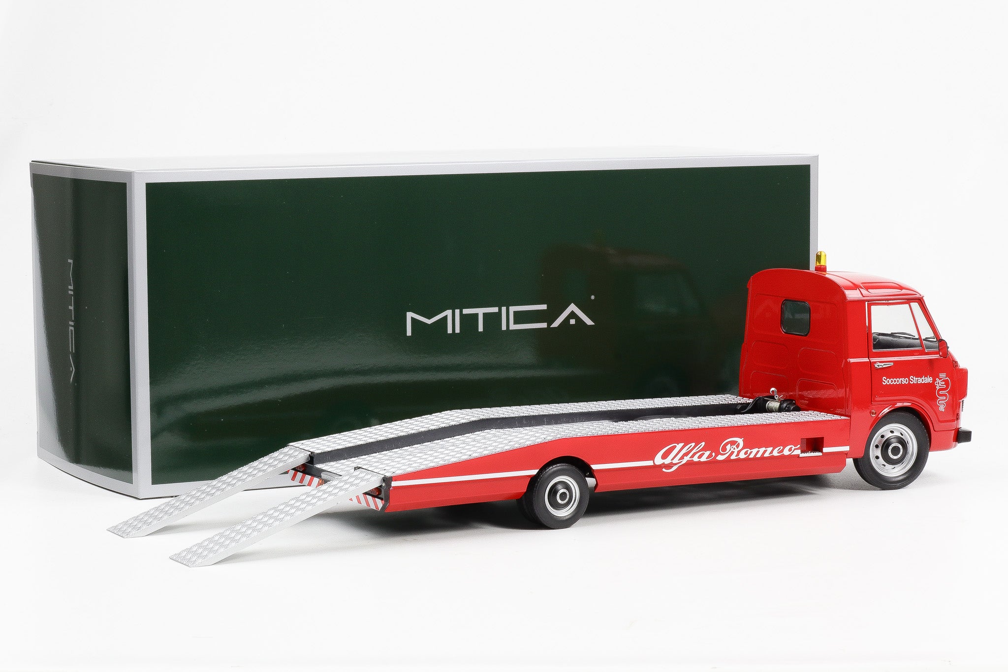 1:18 Mitica Alfa Romeo A12 F12 Car Hauler Transporter LKW 1977 rot