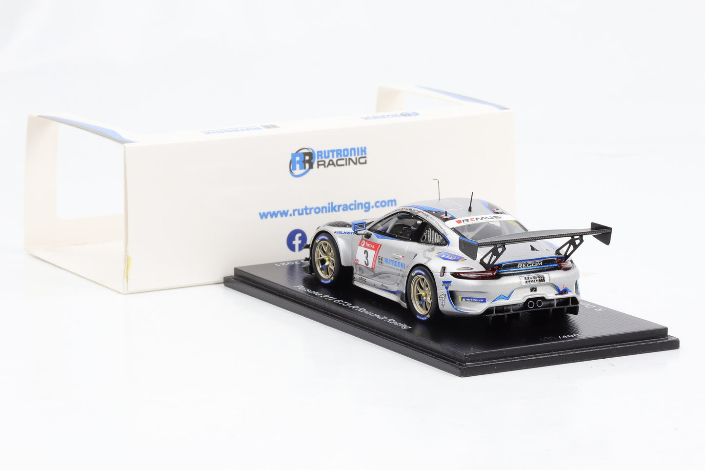 1:43 Porsche 911 GT3 R Rutronik Racing 24h Nürburgring 2021 Spark RT2006