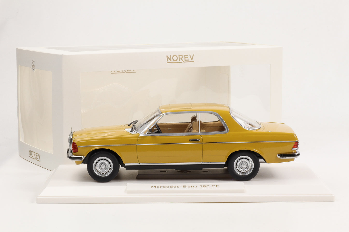 1:18 Norev Mercedes-Benz 280 CE C123 Coupe Saharagelb 183985 diecast