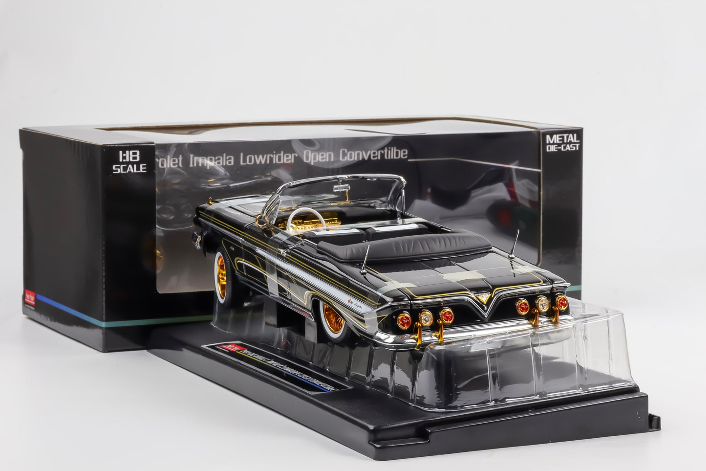 1:18 Sun Star Chevrolet Impala 1961 Open Cabrio Lowrider schwarz 2110