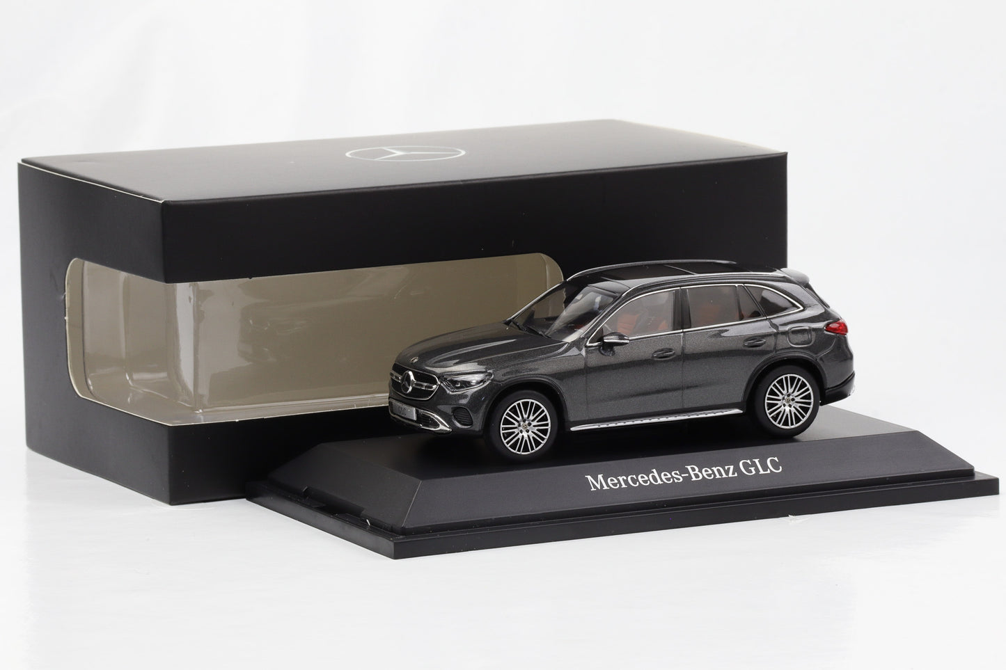 1:43 Mercedes-Benz GLC SUV X254 Avantgarde Graphitgrau iScale