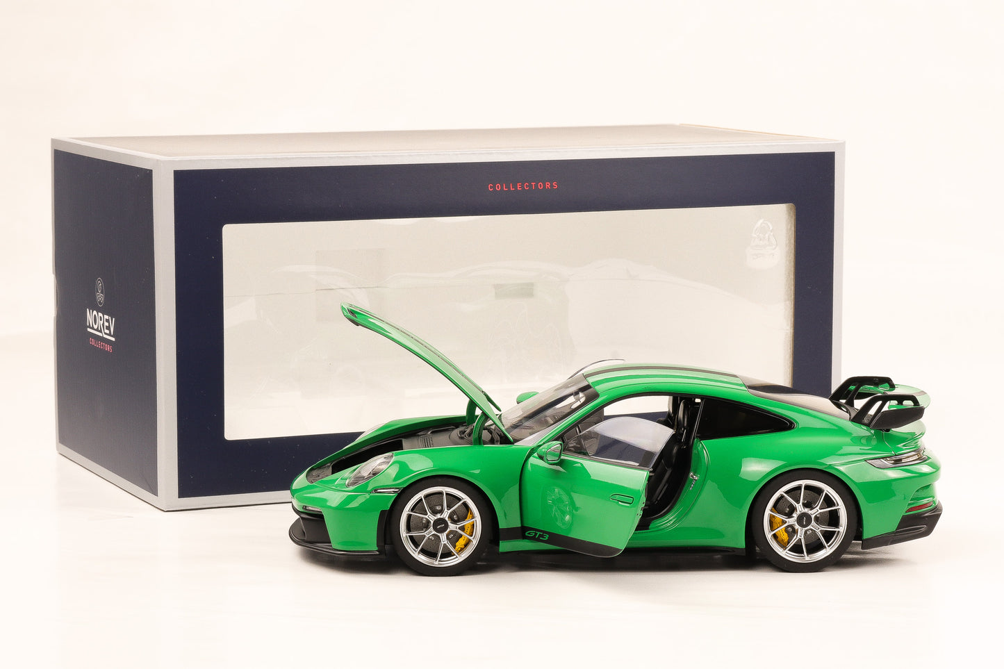 1:18 Norev Porsche 911 992 GT3 grün opening grüner Streifen mit Schrift 2021 187601