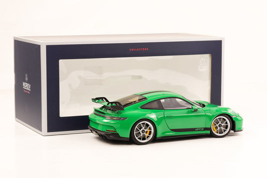 1:18 Norev Porsche 911 992 GT3 grün opening grüner Streifen mit Schrift 2021 187601