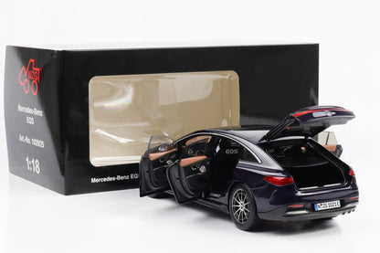 1:18 Mercedes-Benz EQS V297 nautikblau 2021 NZG opening parts