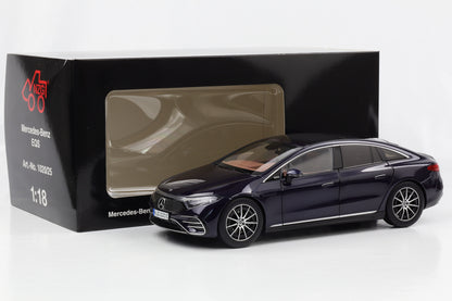 1:18 Mercedes-Benz EQS V297 nautikblau 2021 NZG opening parts