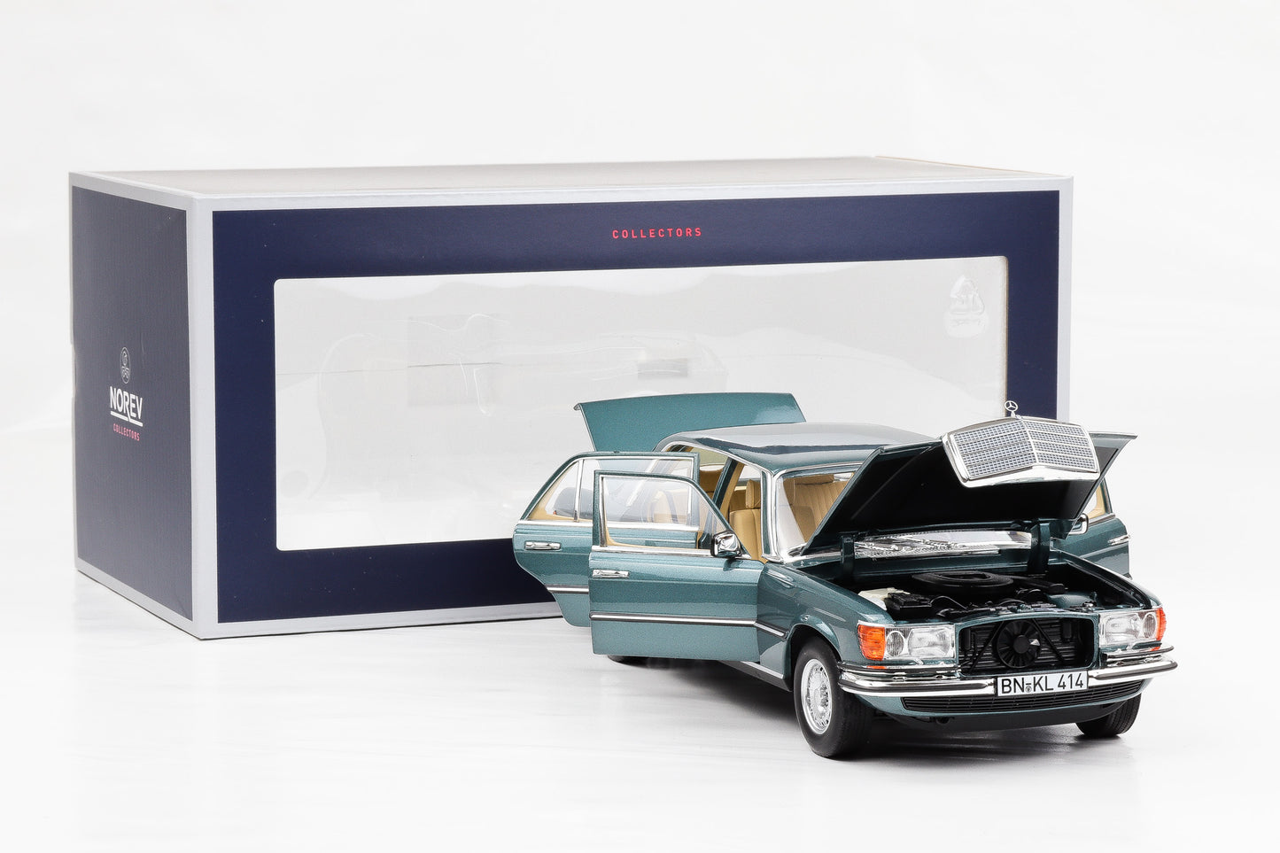 1:18 Mercedes-Benz 450 SEL 6.9 W116 1979 petrol Norev 183974