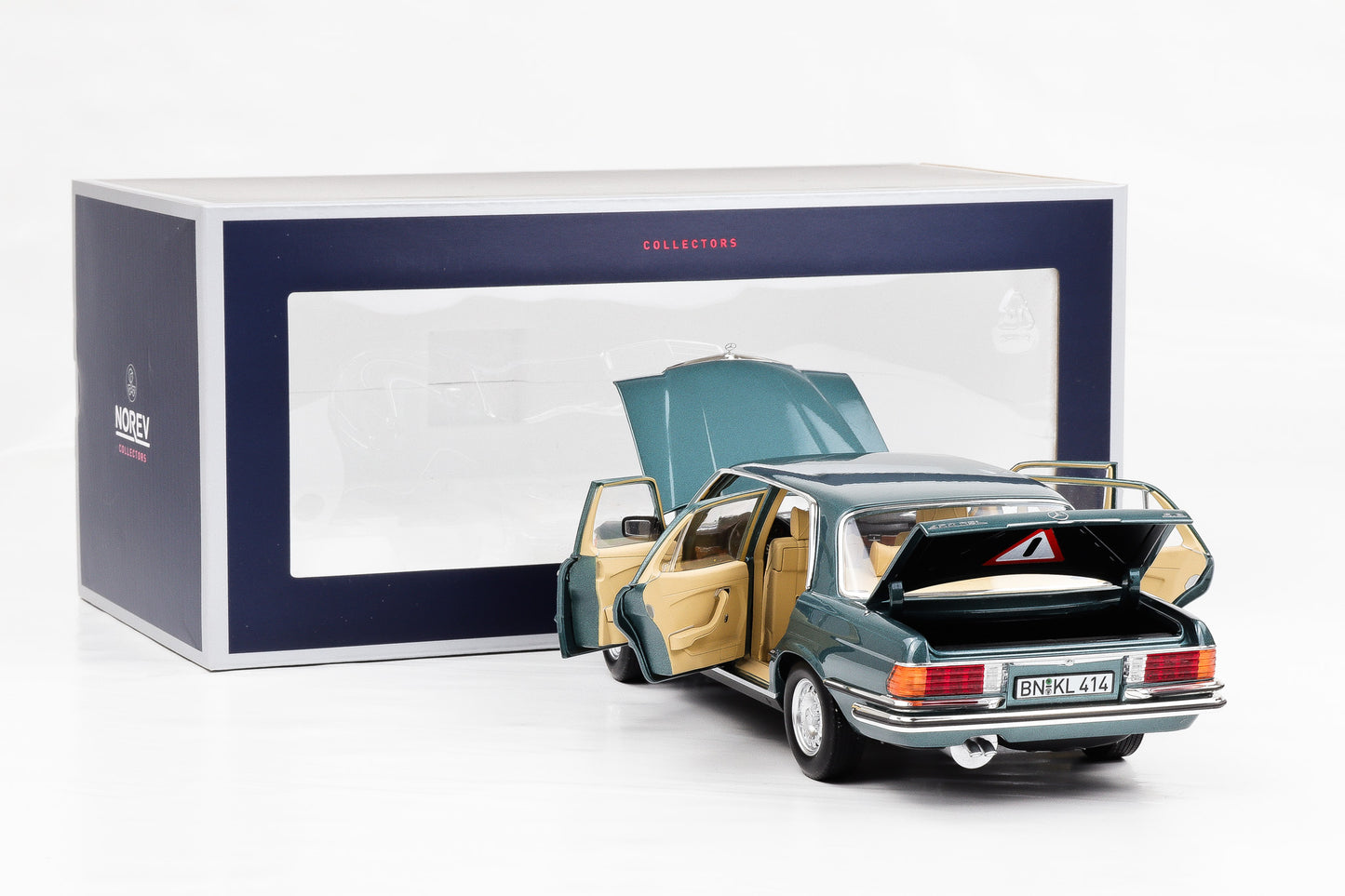 1:18 Mercedes-Benz 450 SEL 6.9 W116 1979 petrol Norev 183974