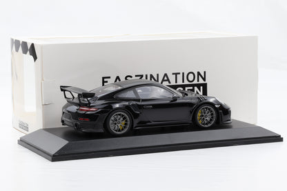 1:18 Minichamps Porsche 911 GT2 RS 991.2 2018 black Weissach Package Magnesium Wheels
