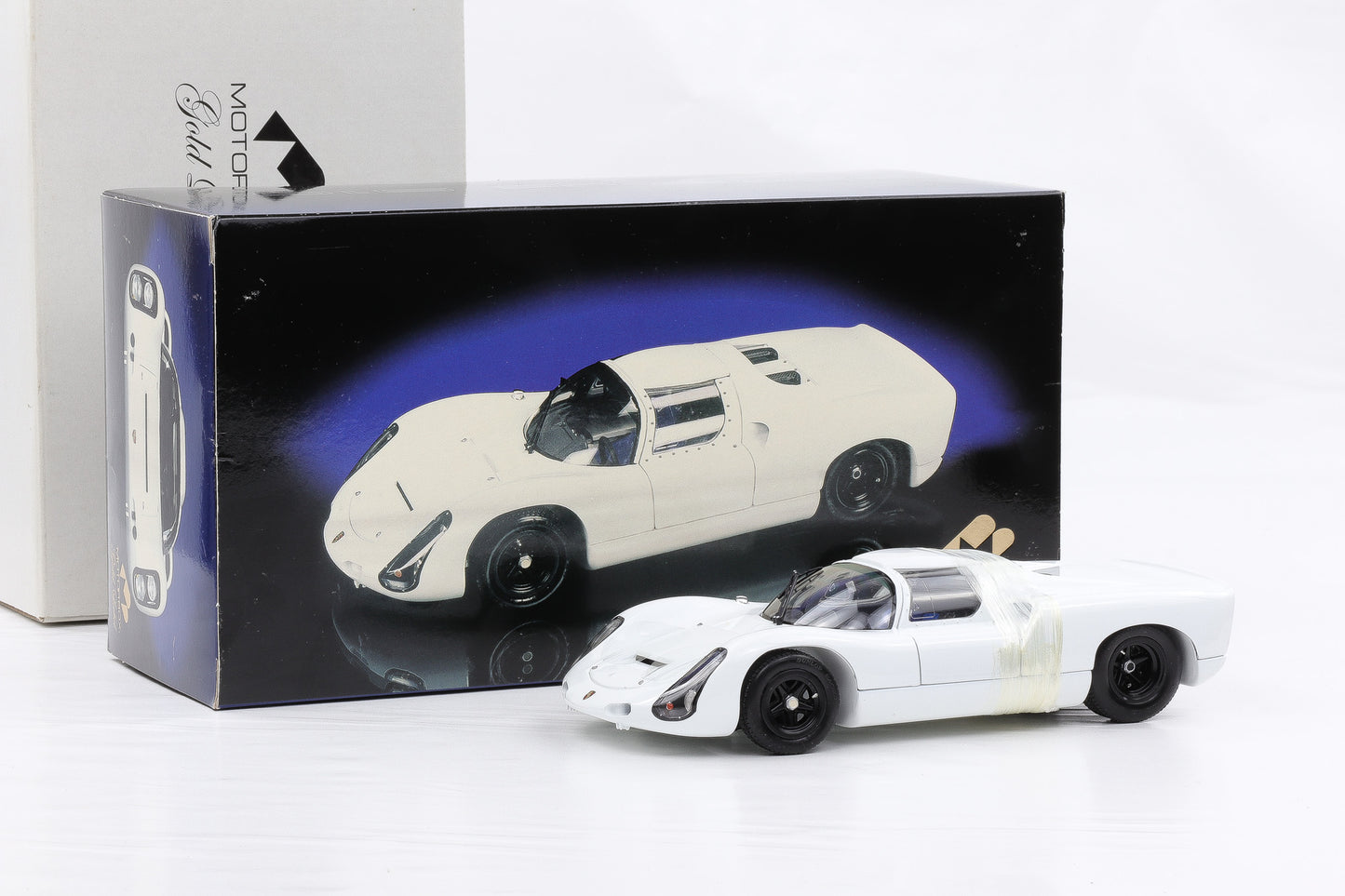 1:18 Exoto Motorbox Gold Label Porsche Carrera 910 Plain Body 1966/68 OVP