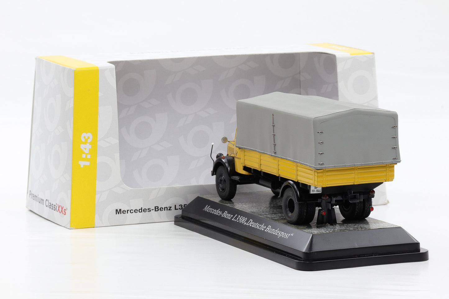 1:43 Premium Classixxs Mercedes-Benz L3500 LKW mit Planenaufbau Deutsche Post