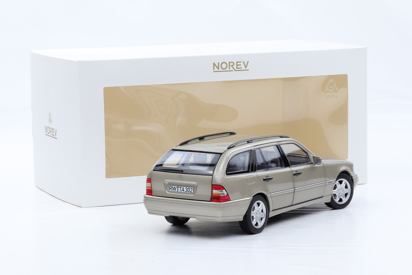 1:18 Norev Mercedes-Benz C Class T-Modell smokesilver Kombi S202 1997 183388