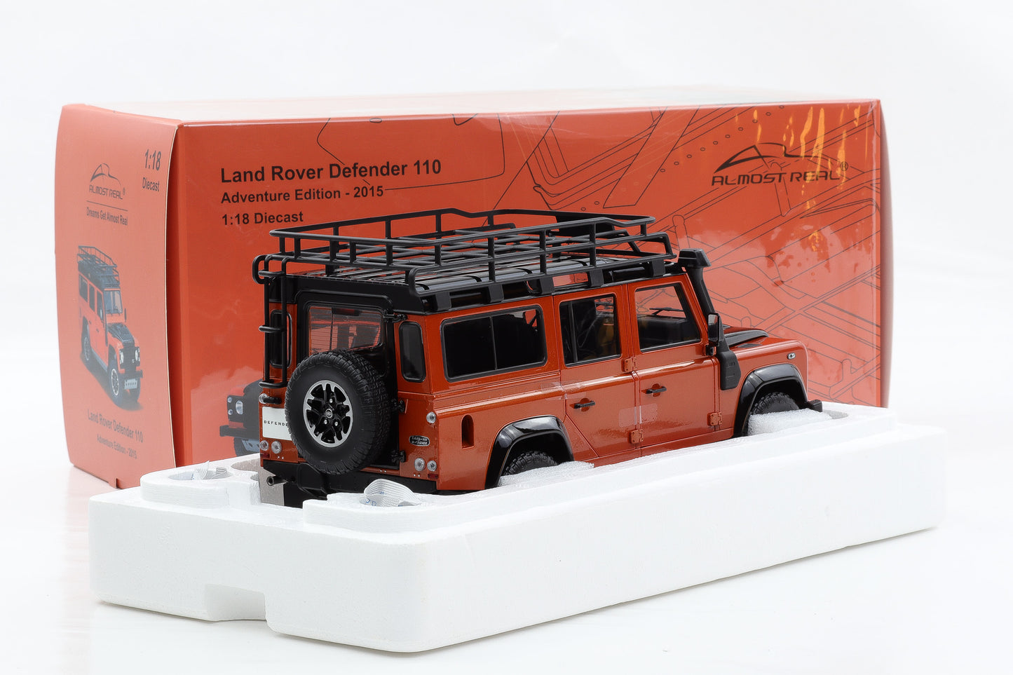 1:18 Almost Real Land Rover 110 Defender Adventure Edition 2015 Phoenix orange 810301 OVP