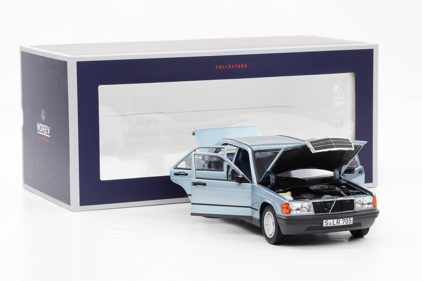 1:18 Norev Mercedes-Benz 190E W201 light Blue metallic 1984 183828