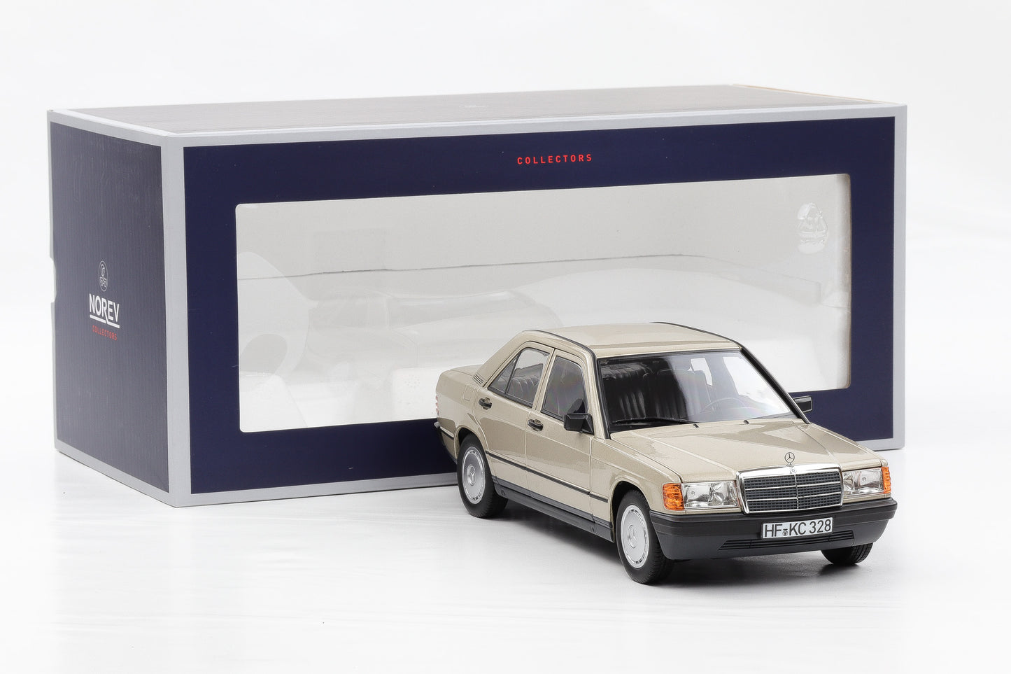 1:18 Norev Mercedes-Benz 190E W201 smoke silver metallic 1984 183821