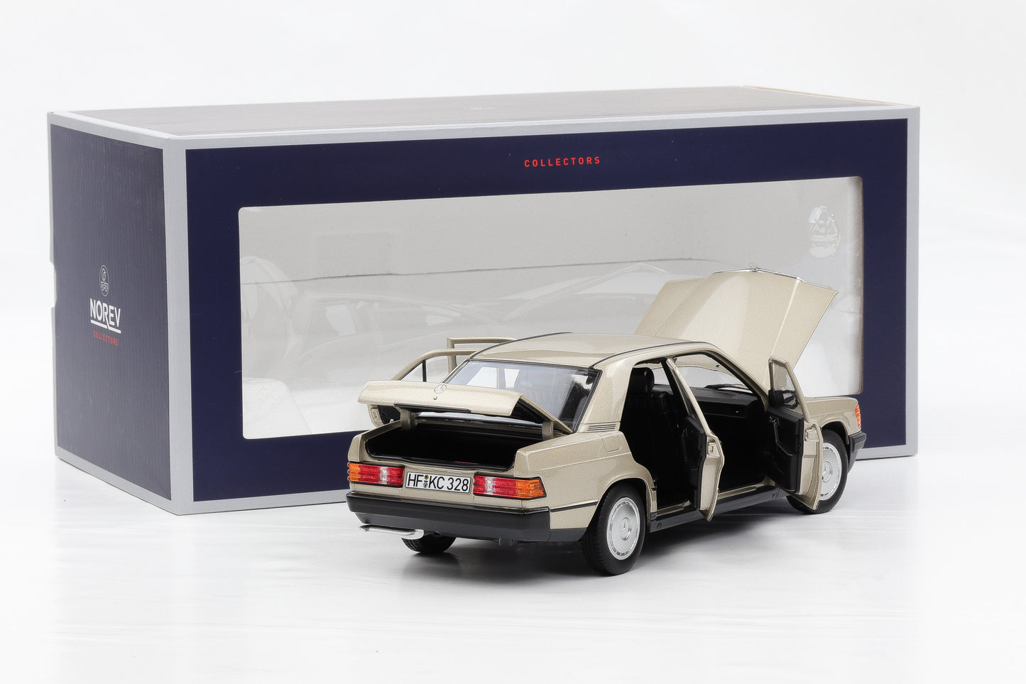 1:18 Norev Mercedes-Benz 190E W201 smoke silver metallic 1984 183821