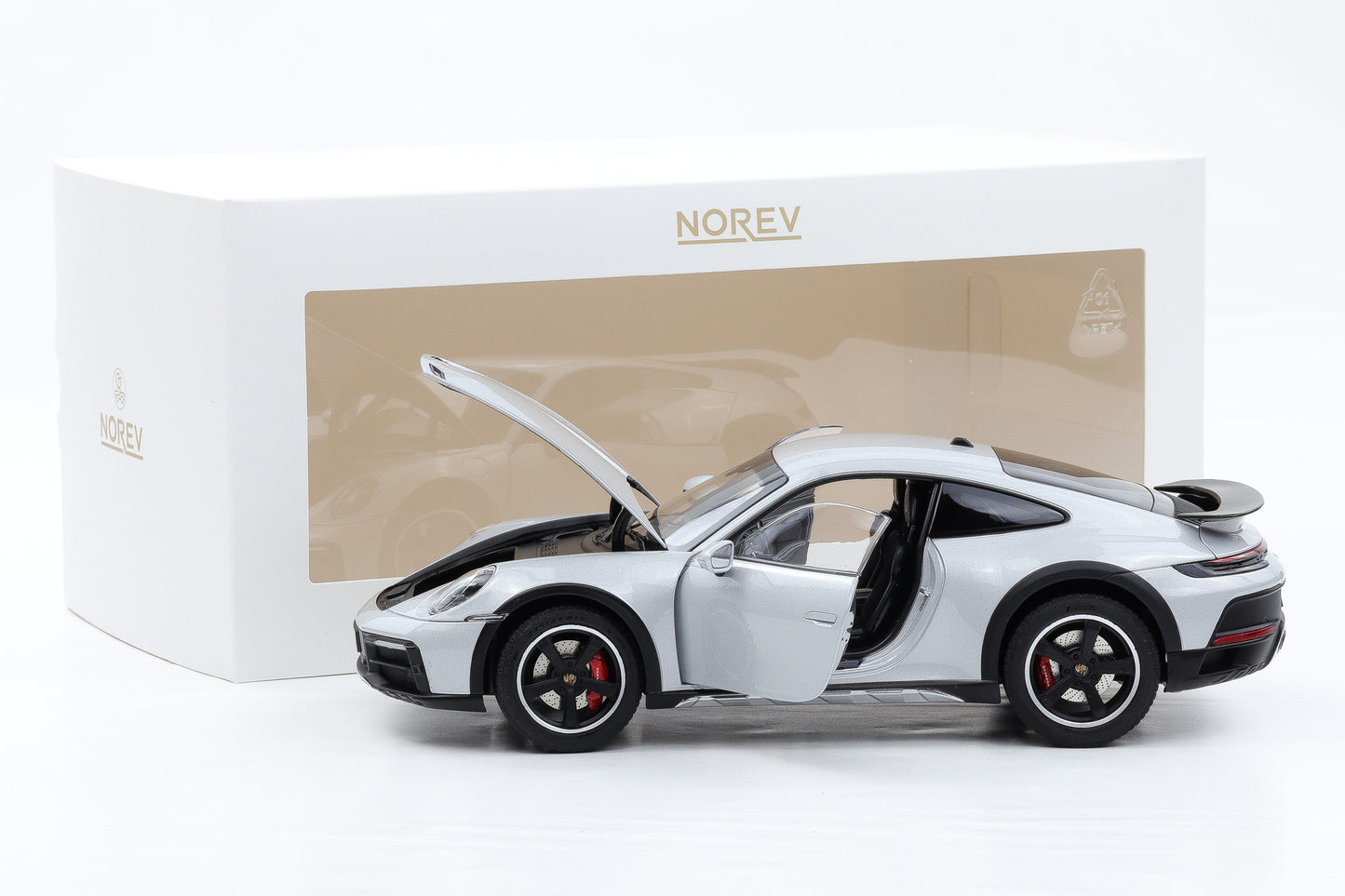1:18 Norev Porsche 911 Dakar 2023 ice grey metallic 187242