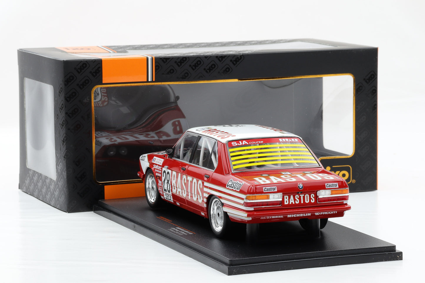 1:18 IXO BMW 528i E28 #29 Bastos 24h Spa 1982 Guitteny Bleynie 18RMC182B