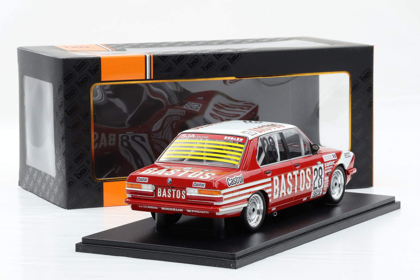 1:18 IXO BMW 528i E28 #29 Bastos 24h Spa 1982 Guitteny Bleynie 18RMC182B