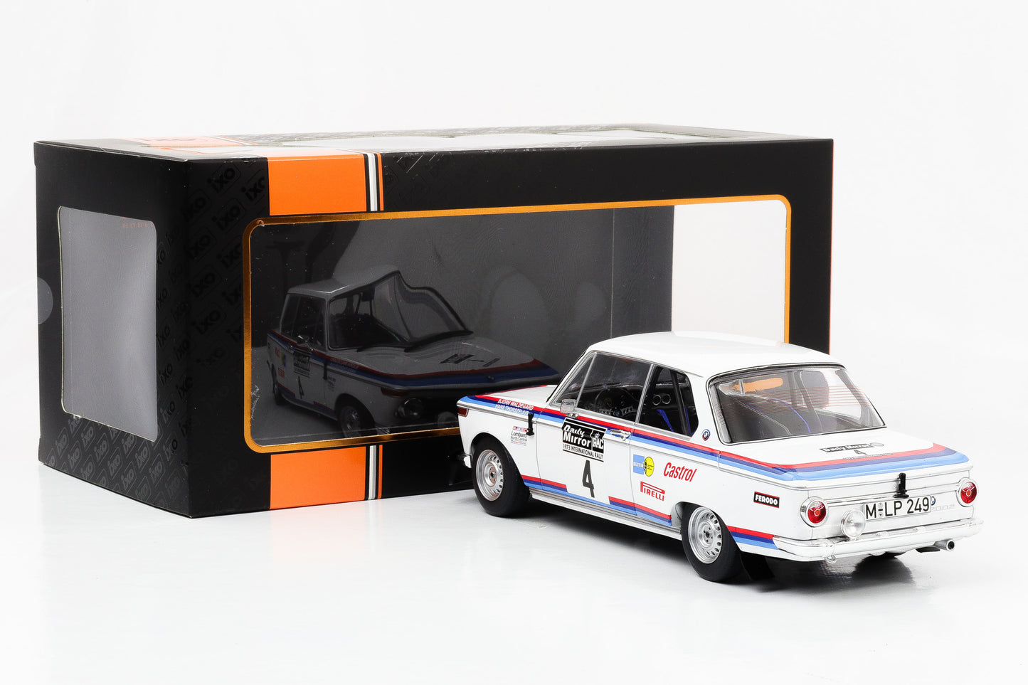 1:18 IXO BMW 2002 #4 Waldegard, Thorszelius RAC Rally 1973 weiß mit Streifen