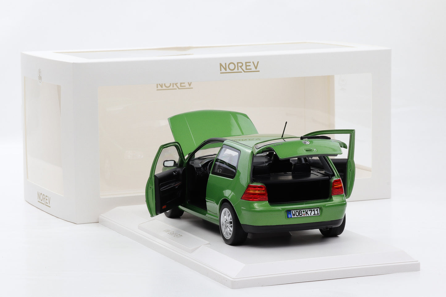 1:18 VW Volkswagen Golf IV GTI 1998 Cosmicgreen metallic 188571 full opening
