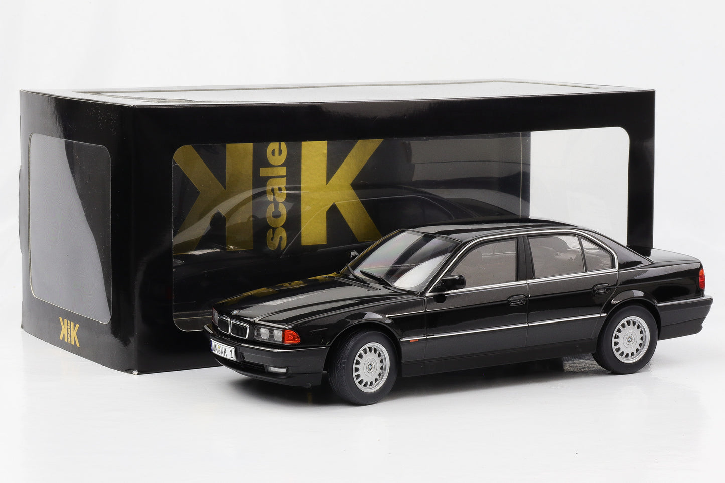 1:18 kk Scale BMW 740i E38 Serie 1 1994 schwarz metallic Moviecar Bang Boom Bang