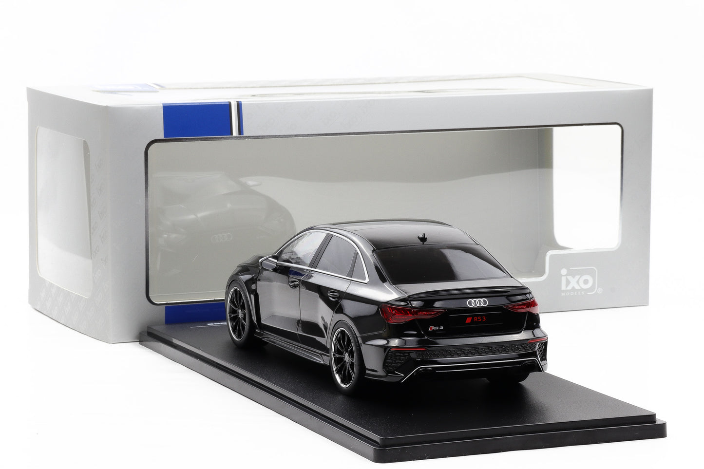 1:18 IXO Audi RS3 Limousine Typ 8YA 2022 black diecast