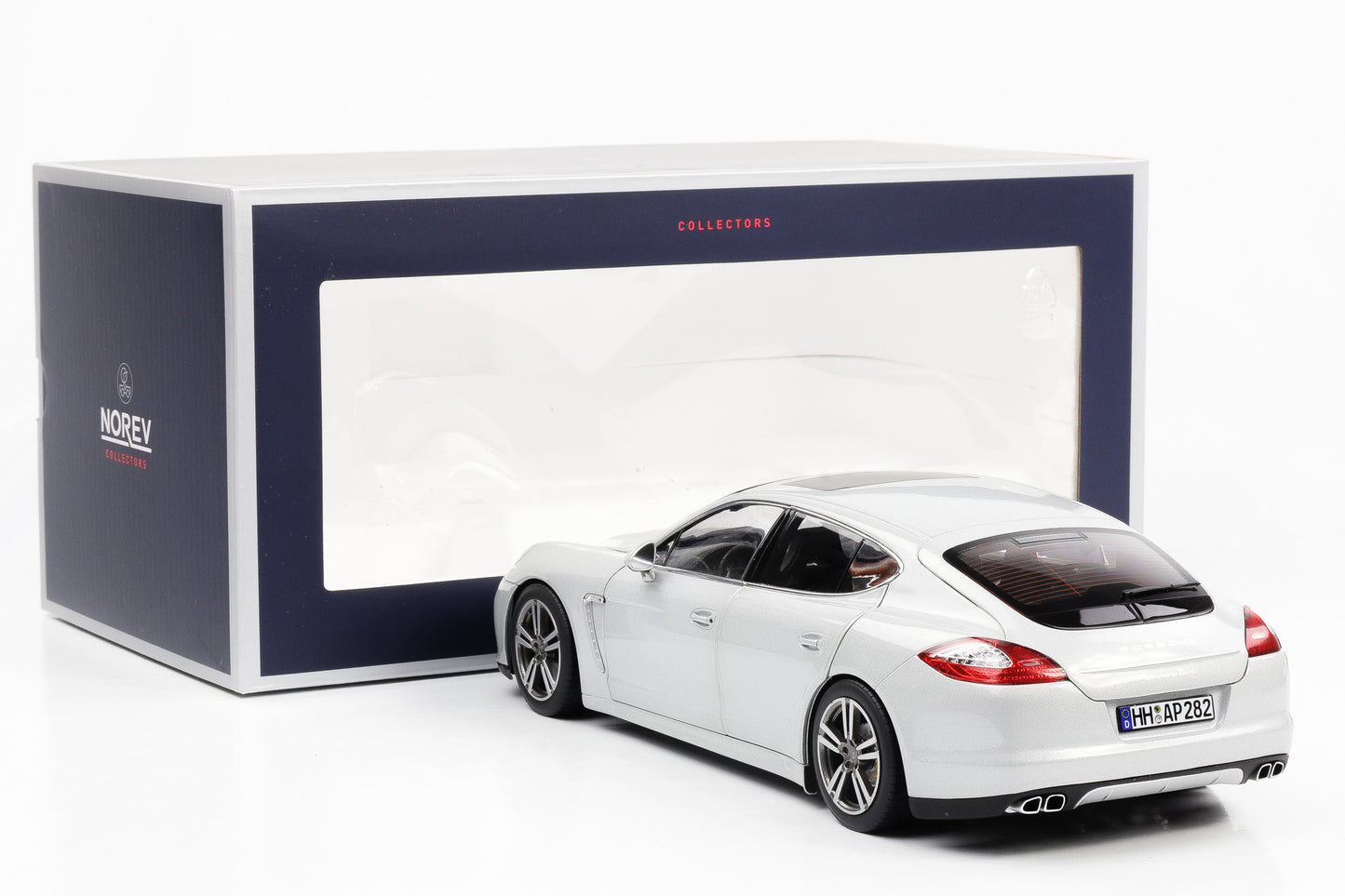 1:18 Norev Porsche Panamera Turbo 2009 silber 187609