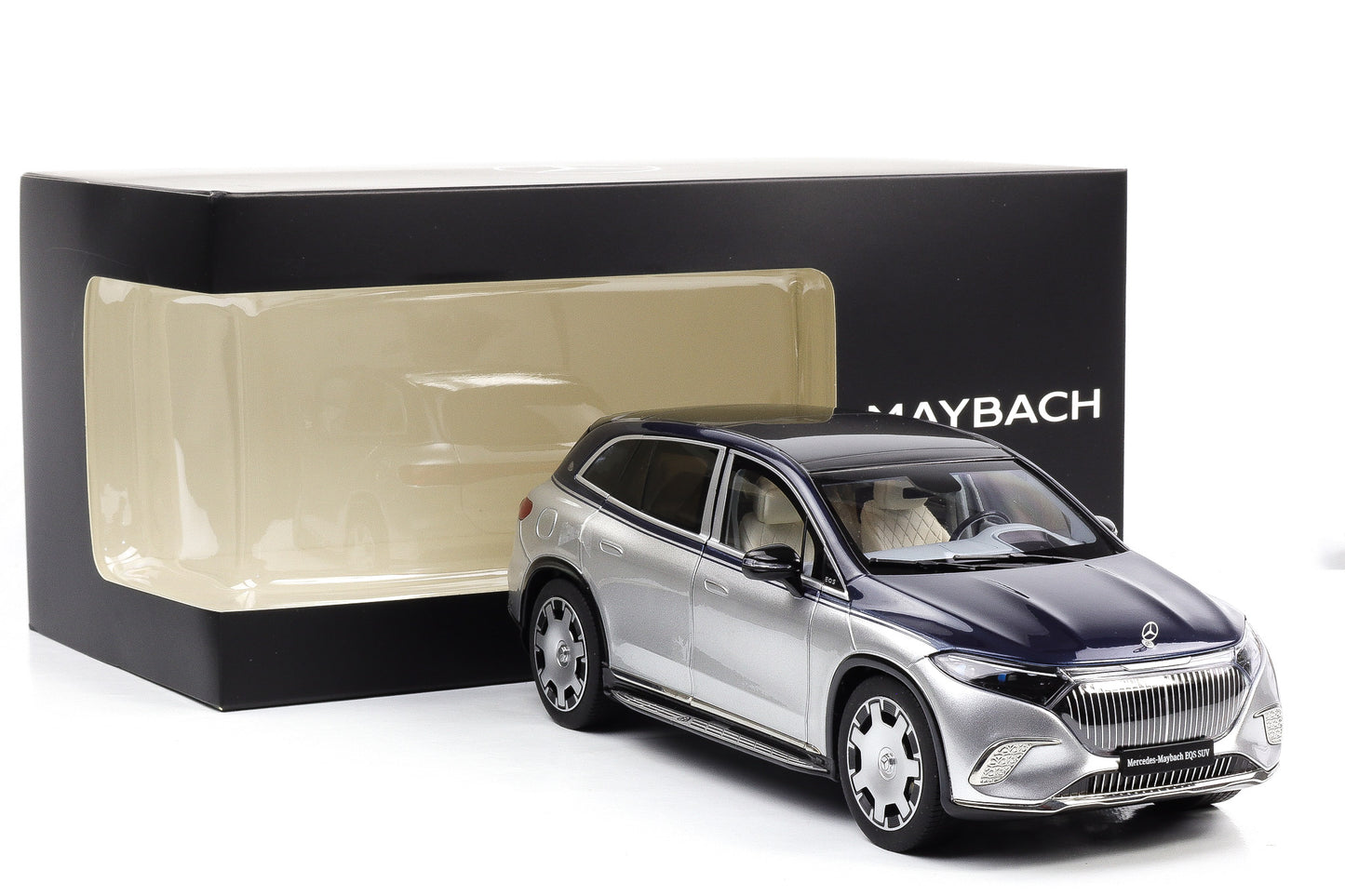 1:18 NZG Mercedes-Maybach EQS 680 (Z296) SUV 2024 silber Dealer