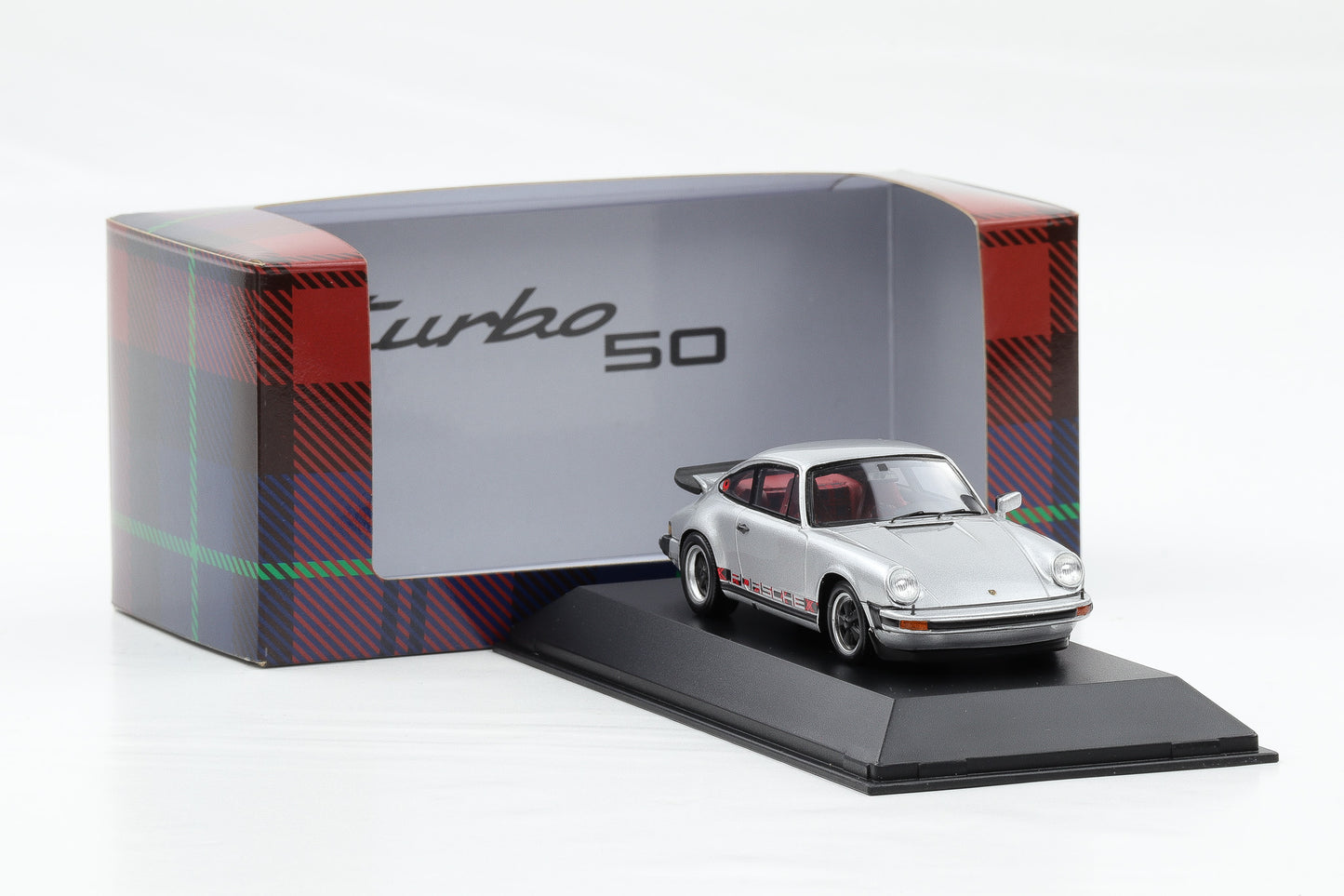 1:43 Spark Porsche 911 Turbo Coupe Nr.1 1974 silber MAP Museum
