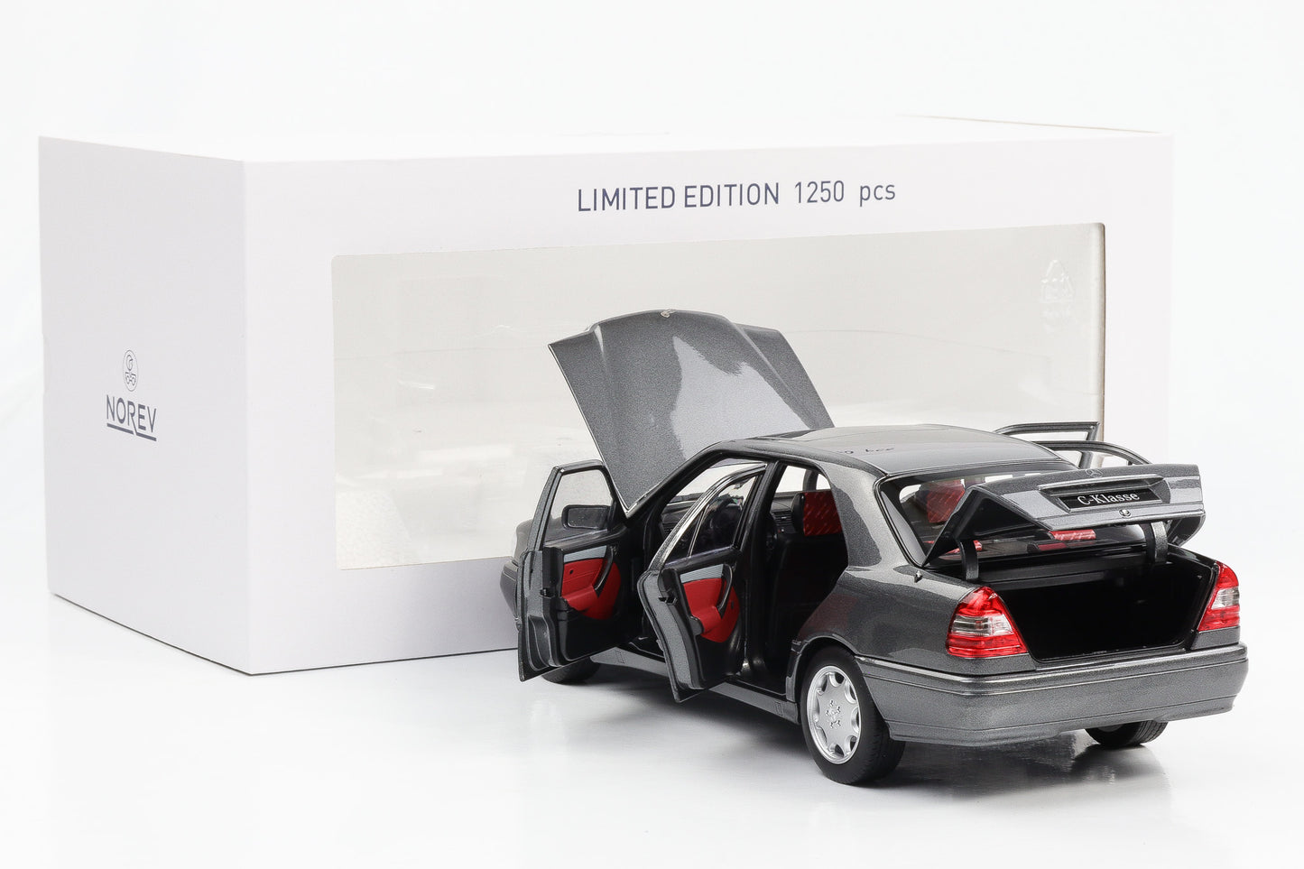 1:18 Norev Mercedes-Benz C 200 W202 MOPF Limousine 1997 grau metallic