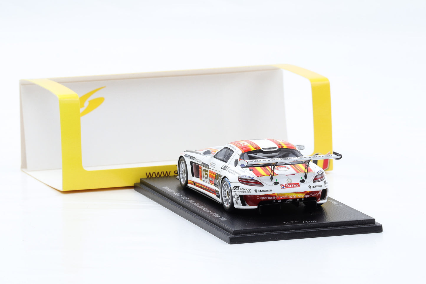 1:43 Spark Mercedes-Benz SLS AMG #15 KRK Holland 24h Spa 2011 SB024