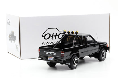 1:18 OTTOmobile Toyota Hilux SR5 Back to the Future Glossy black 1985
