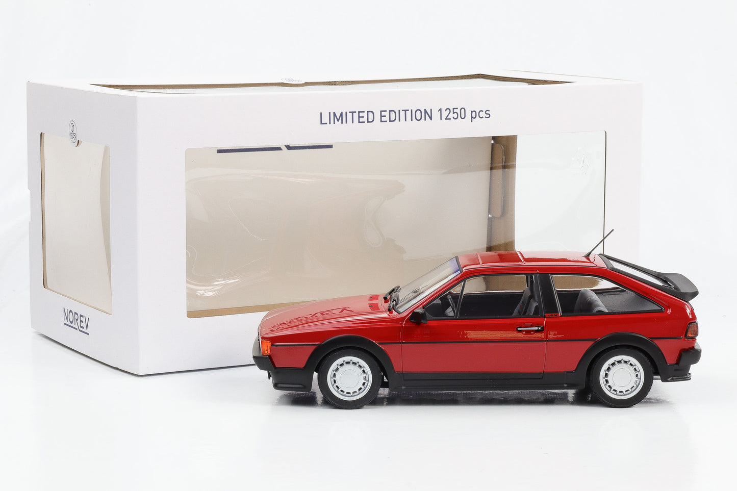 1:18 VW Volkswagen Scirocco GTX 16V 1988 rot Norev 188630