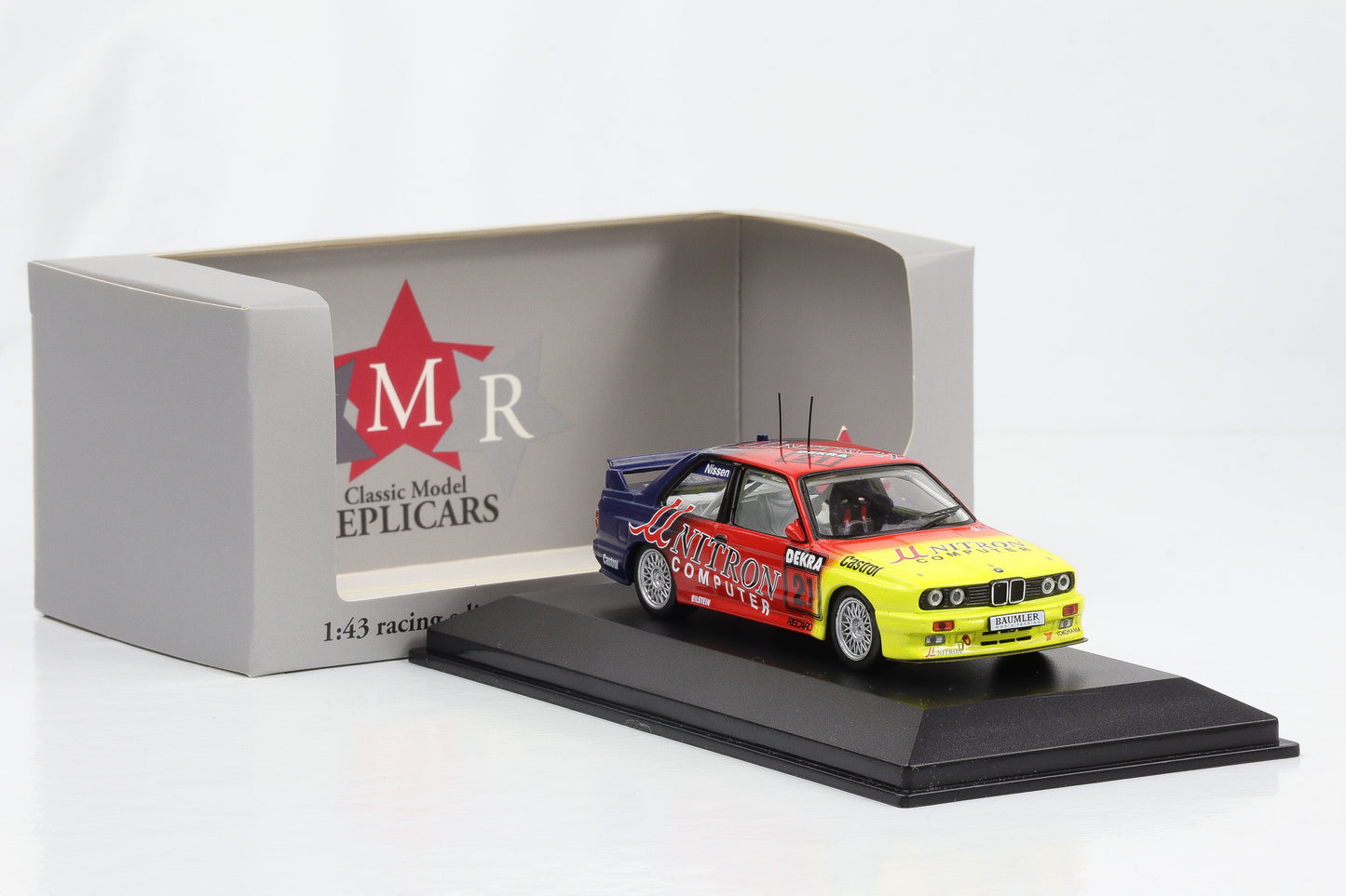 1:43 BMW M3 E30 Unitron #21 DTM 1992 Kris Nissen CMR